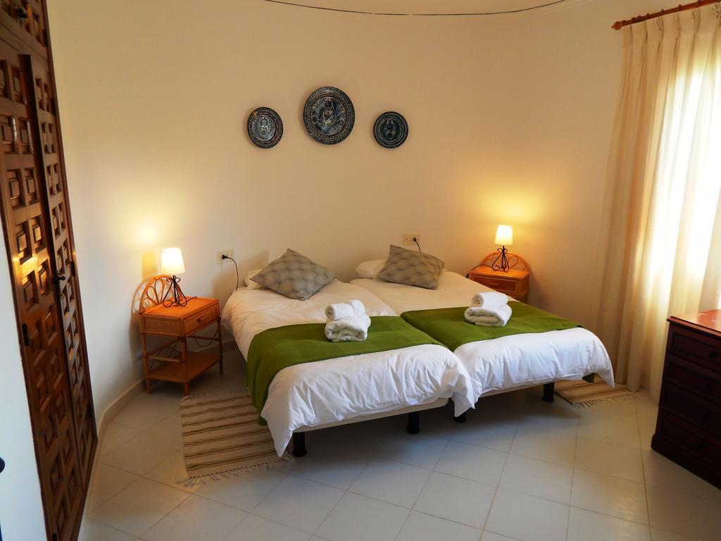 Villa Carfax Orba Luaran gambar